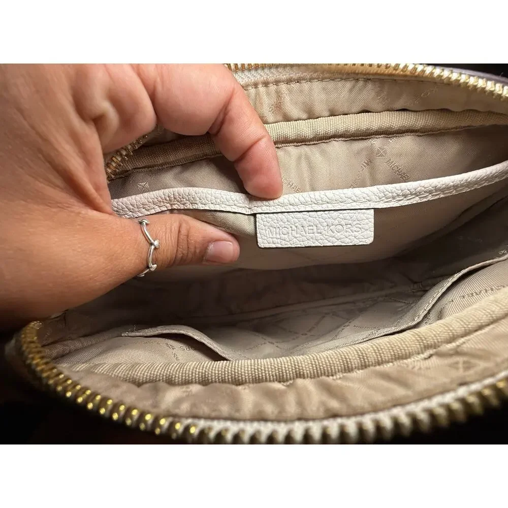 Michael Kors MK Purse Fulton East West Crossbody Bag Vanilla Pebbled Leather